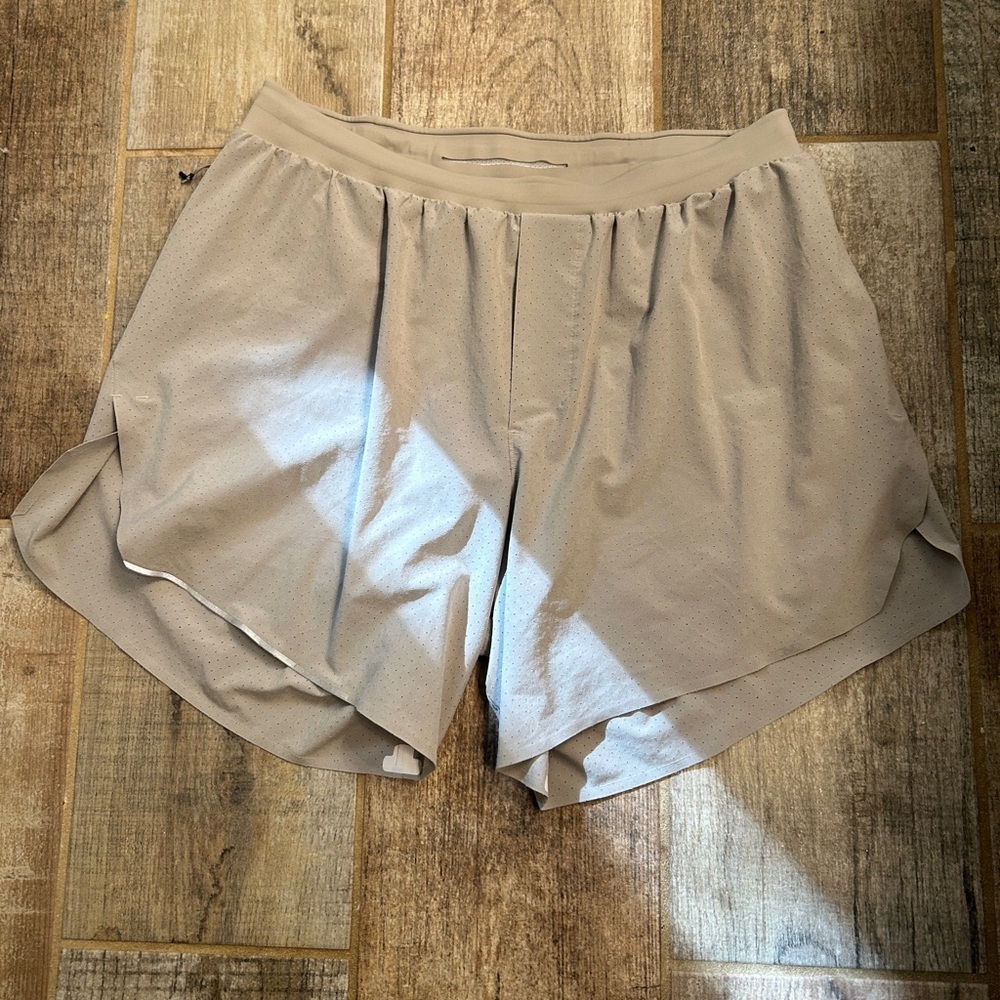 Lululemon Taupe Reflective Running Shorts - Picture 2 of 10